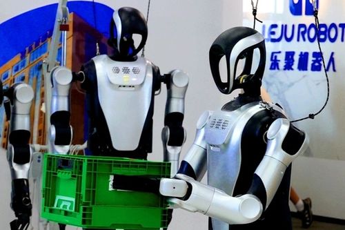 科技创新驱动瑶海高质量发展 机器人专业领域的新突破